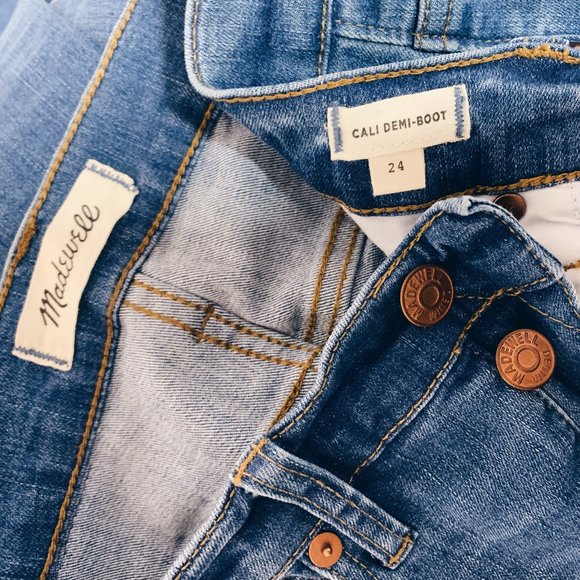 Madewell Cali Demi-Boot Jeans: Chewed-Hem Edition - Picture 5 of 7